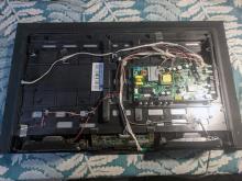 ремонт підсвітки телевізора Bravis LED-CD28C2000B