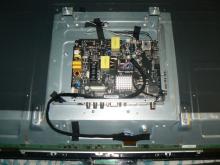 ремонт телевизора Saturn LED40FHD800UST2